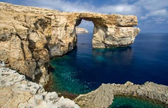 Sicht auf das the Azure Window auf Gozo