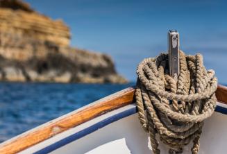 Der Bug eines traditionellen maltesischen Boots